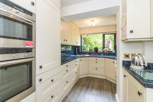Kitchen- click for photo gallery